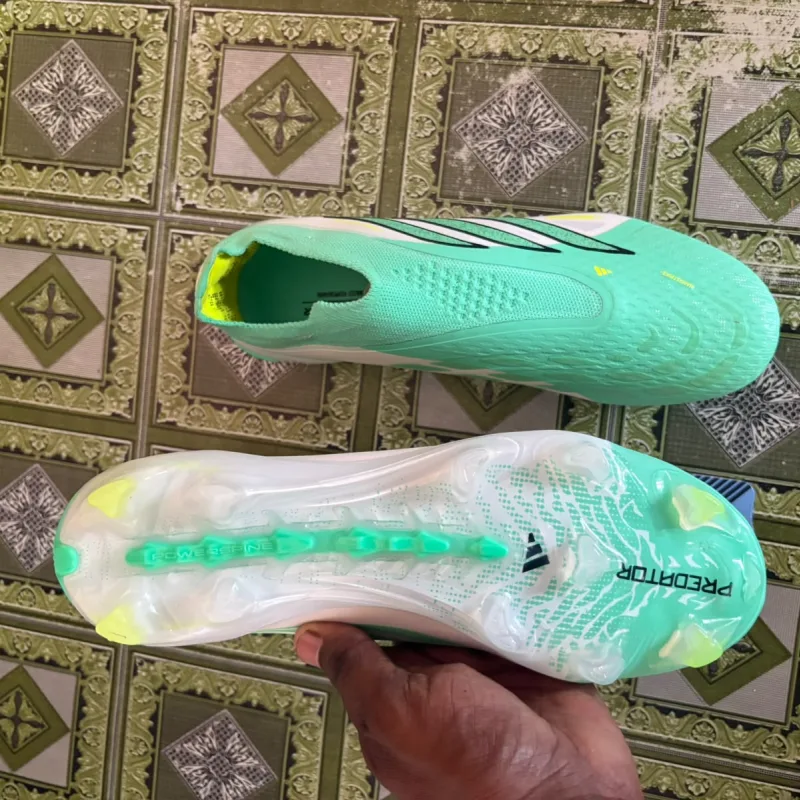 Adidas predator elite view 4