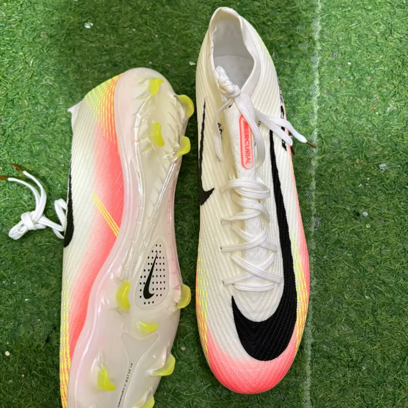 Nike vapor17 view 4
