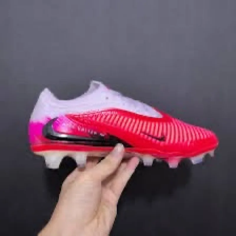 Nike panthom view 2