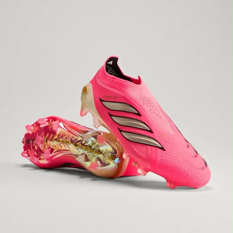 ADIDAS PREDATOR LACELESS FIRM Ground football boot