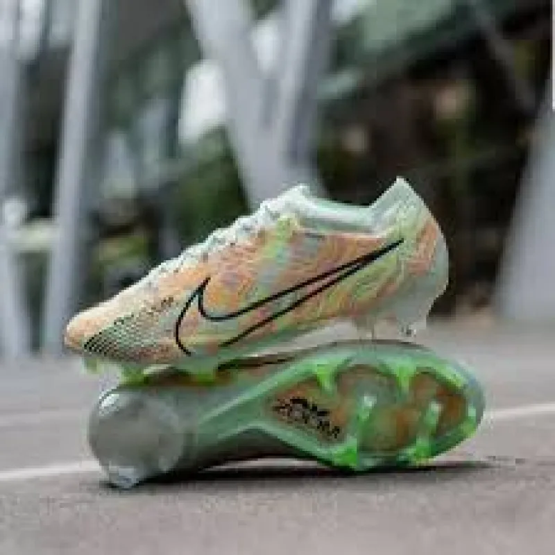 Nike air zoom mercurial vapor 15 Elite view 4