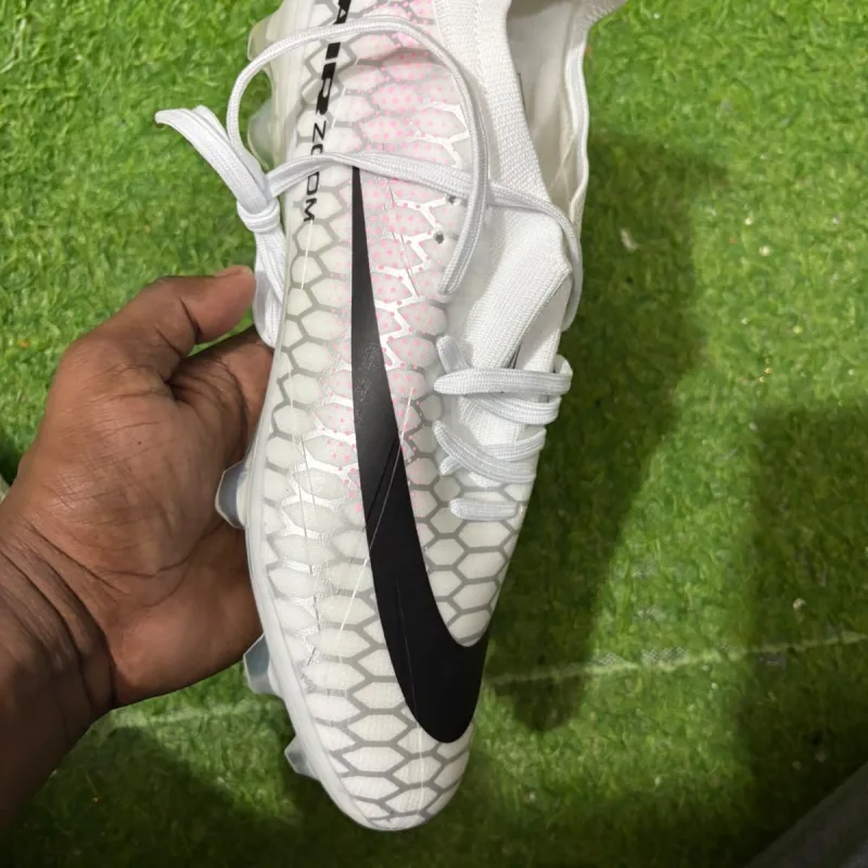 Nike vapor 17 view 3