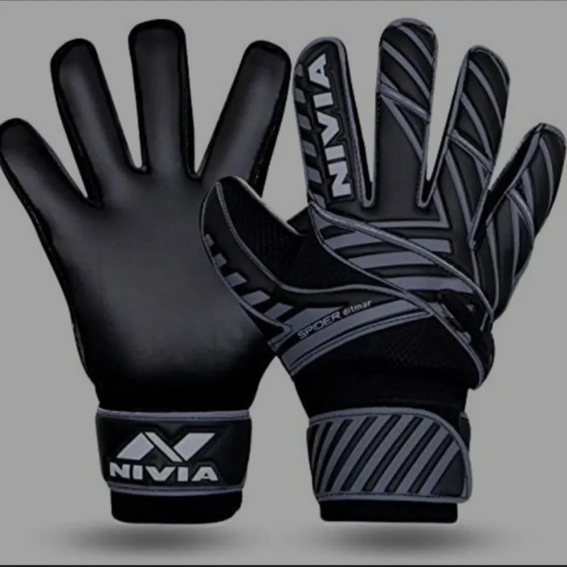 Nivia spider
