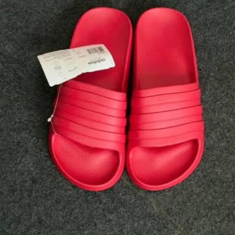 Adidas sliper view 2
