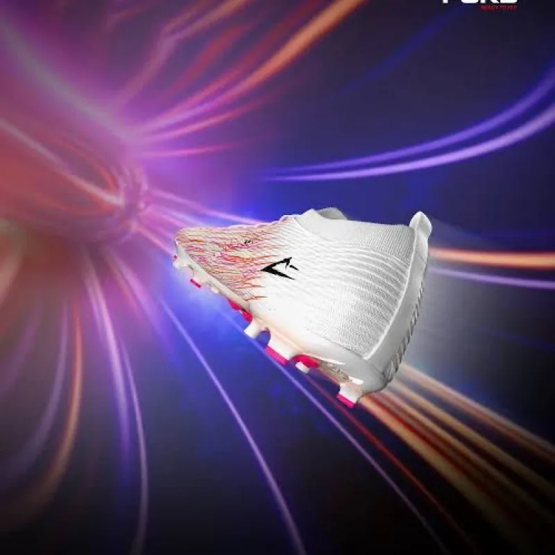 Puks Fly Zoomax view 2